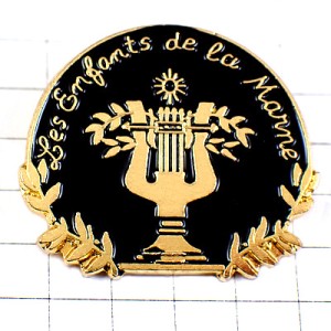 ピンバッジ・竪琴リラライアー音楽楽器 LYRE LES-ENFANTS-DE-LA-MARNE FRANCE