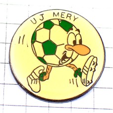 ピンバッジ・スパイクを履いたサッカーボール球 UJ-MERY SOCCER FRANCE