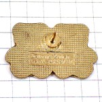 ピンバッジ・熊のぬいぐるみ贈り物２個テディベア