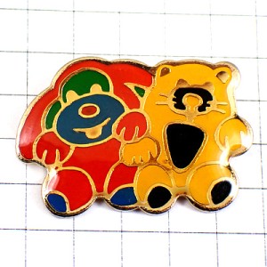 ピンバッジ・動物のぬいぐるみ TEDDY-BEAR