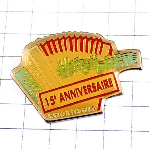 ピンバッジ・ボタンアコーディオン楽器ミュージック音楽 ACCORDEON COURTISOLS FRANCE