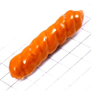 ピンバッジ・フランスパン型バゲット陶磁器製 BAGUETTE FRANCE