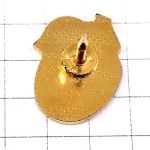 ピンバッジ・虹と赤い心臓ハート型