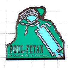 ピンバッジ・ミネラルウォーター水フォンテーヌ泉