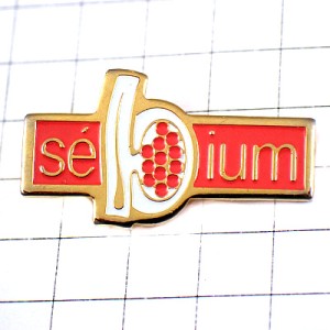 ピンバッジ・アルファベットＢピンク色