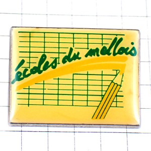 ピンバッジ・学校のノートと鉛筆エンピツ文房具