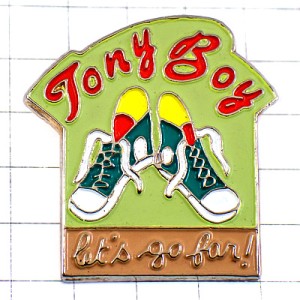 ピンバッジ・スニーカー緑色の靴トニーボーイ洋服 TONY-BOY FRANCE