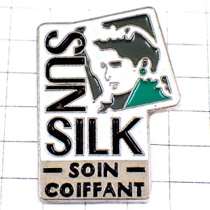 ピンバッジ・シャンプー女の子の横顔 SUNSILK ENGLAND