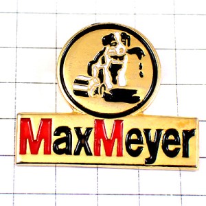 ピンバッジ・ペンキの刷毛をくわえた犬マックスマイヤー社 PAINTING MAX-MEYER