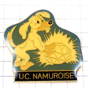 ピンバッジ・ナミュールの犬ベルギーの町 NAMUR NAMUROISE BELGIUM BELGIQUE