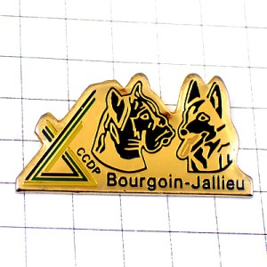 ピンバッジ・ブルドッグやジャーマンシェパード犬イヌ