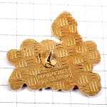 ピンバッジ・ヨーロッパの地図と人々赤と黄色 EUROPE MAP EUROPEAN-PEOPLE