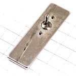 ピンバッジ・ヴィッテル水スプレー銀色シルバー容器 VITTEL ATOMISEUR FRANCE