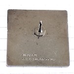 ピンバッジ・赤い正方形ボルドー図書館