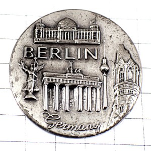 ピンバッジ・ドイツ国旗ブランデンブルク門ベルリン銀色シルバー GERMANY DEUTSCHLAND BERLIN BRANDENBURG GATE ピンバッジ・ドイツ国旗ブランデンブルク門ベルリン銀色シルバー GERMANY DEUTSCHLAND BERLIN BRANDENBURG GATE