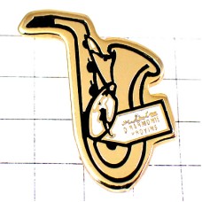 ピンバッジ・サックス金色ゴールド楽器サクソフォン音楽ミュージック