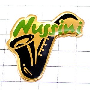 ピンバッジ・サックス楽器ジャズ音楽サクソフォン NUSSINI SAXOPHONE FRANCE