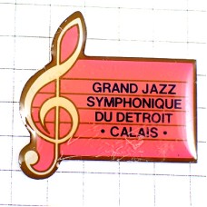 ピンバッジ・ト音記号ジャズ音楽シンフォニーピンク色の楽譜 CALAIS FRANCE ピンバッジ・ト音記号ジャズ音楽シンフォニーピンク色の楽譜 CALAIS FRANCE
