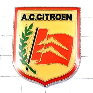 ピンバッジ・シトロエン赤いロゴ車エンブレム赤い旗の紋章 CITROEN LOGO FRANCE