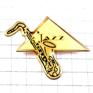 ピンバッジ・サックス楽器ジャズ音楽サクソフォン三角ミュージック SAXOPHONE JAZZ