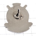 ピンバッジ・白い馬ゴルフ場２席の船ゴルフクラブ GOLF NIVELLE FRANCE