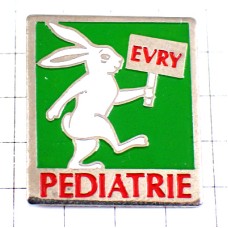 ピンバッジ・白兎ウサギ看板 MEDECIN PEDIATRE EVRY FRANCE ピンバッジ・白兎ウサギ看板 MEDECIN PEDIATRE EVRY FRANCE
