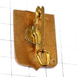 ブローチ・ディーニュ＝レ＝バンＬＤＬ赤い十字の紋章