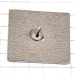 ピンバッジ・黒いレコード盤スピーカー音楽