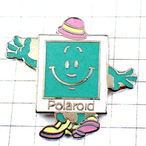 ピンバッジ・ポラロイド写真くん POLAROID FILM CAMERA USA SMILEY