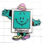 ピンバッジ・ポラロイド写真くん POLAROID FILM CAMERA USA SMILEY