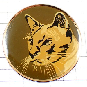 ピンバッジ・キリッとしたネコ猫