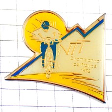 ピンバッジ・自転車レース太陽 VTT BRIANCON FRANCE ピンバッジ・自転車レース太陽 VTT BRIANCON FRANCE