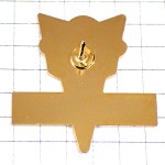 ピンバッジ・新聞紙フランスソワール紙を読む FRANCE-SOIR NEWSPAPER FRANCE