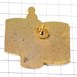 ピンバッジ・哺乳瓶ベビー粉ミルクの缶