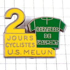 ピンバッジ・マイヨヴェール緑色シャツ数字2自転車レース ピンバッジ・マイヨヴェール緑色シャツ数字2自転車レース