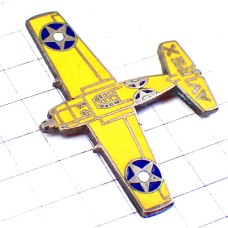ピンバッジ・黄色い飛行機ミリタリー戦闘機アヴィレックス服 WW2 AVIREX PILOT JACKET USA