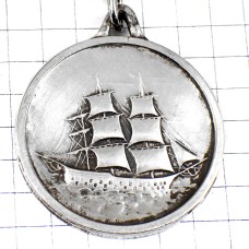 キーホルダー・ボート帆船ビスケット飴チョコレートお菓子屋さん銀色シルバー