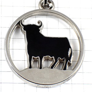キーホルダー・黒い牛の影オズボーンの雄牛スペイン銀色シルバー