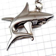 キーホルダー・サメ鮫シルバー銀色の魚さかな キーホルダー・サメ鮫シルバー銀色の魚さかな