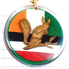 キーホルダー・小枝の上のリス栗鼠アイルランド国旗