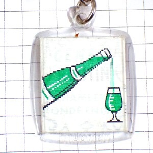 キーホルダー・グラスにワインを注ぐ葡萄酒 GENEPI VISIOMATIC FRANCE