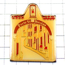 ピンバッジ・サンニコラ門ルクセンブルク