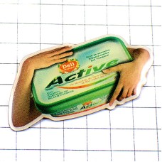 ピンバッジ・マーガリンを抱える手ドイツ DELI-ACTIVE MARGARINE GERMANY DEUTSCHLAND