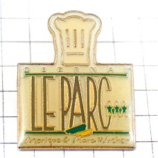 ピンバッジ・シェフ料理人コックさんの帽子3つ星