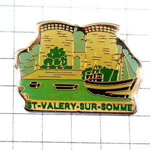 ピンバッジ・サン＝ヴァレリー＝シュル＝ソンム湾に浮かぶ船と砦の塔