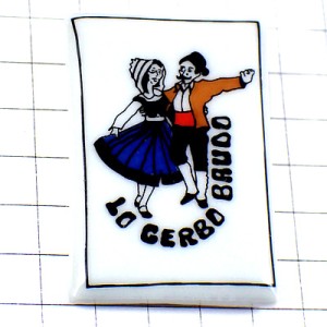 ピンバッジ・民族衣装ダンス民族舞踊カップル二人リモージュ焼