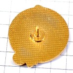 ピンバッジ・サッカー選手ボール縦縞シャツ