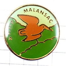 ピンバッジ・羽ばたく鳥ハンティング狩猟