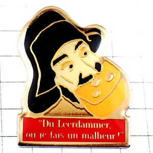 ピンバッジ・オランダのチーズをかじる海賊 LEERDAMMER CHEESE NETHERLANDS NEDERLAND HOLLAND ピンバッジ・オランダのチーズをかじる海賊 LEERDAMMER CHEESE NETHERLANDS NEDERLAND HOLLAND