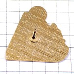 ピンバッジ・ピレネーのスキーヤー雪の結晶ピンク色の山